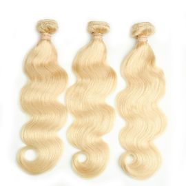 7Aボディ波のブロンドのブラジルのカーリー ヘアー613の着色された毛延長化学薬品無し サプライヤー