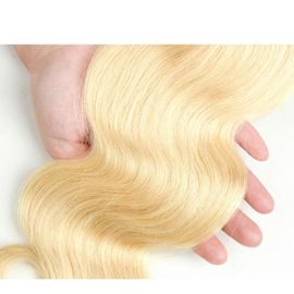 7Aボディ波のブロンドのブラジルのカーリー ヘアー613の着色された毛延長化学薬品無し サプライヤー